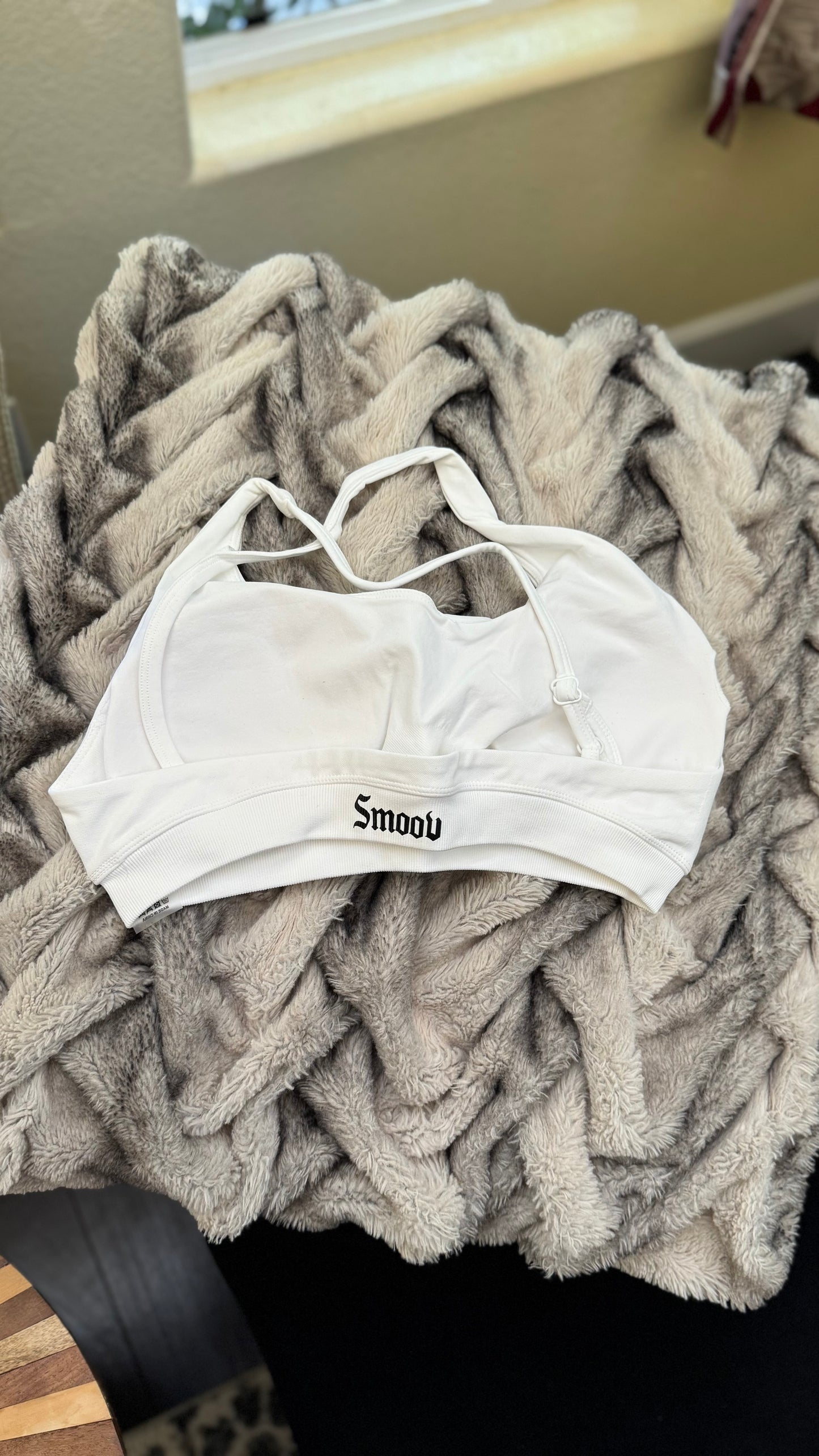 Smoovetrical sports bra