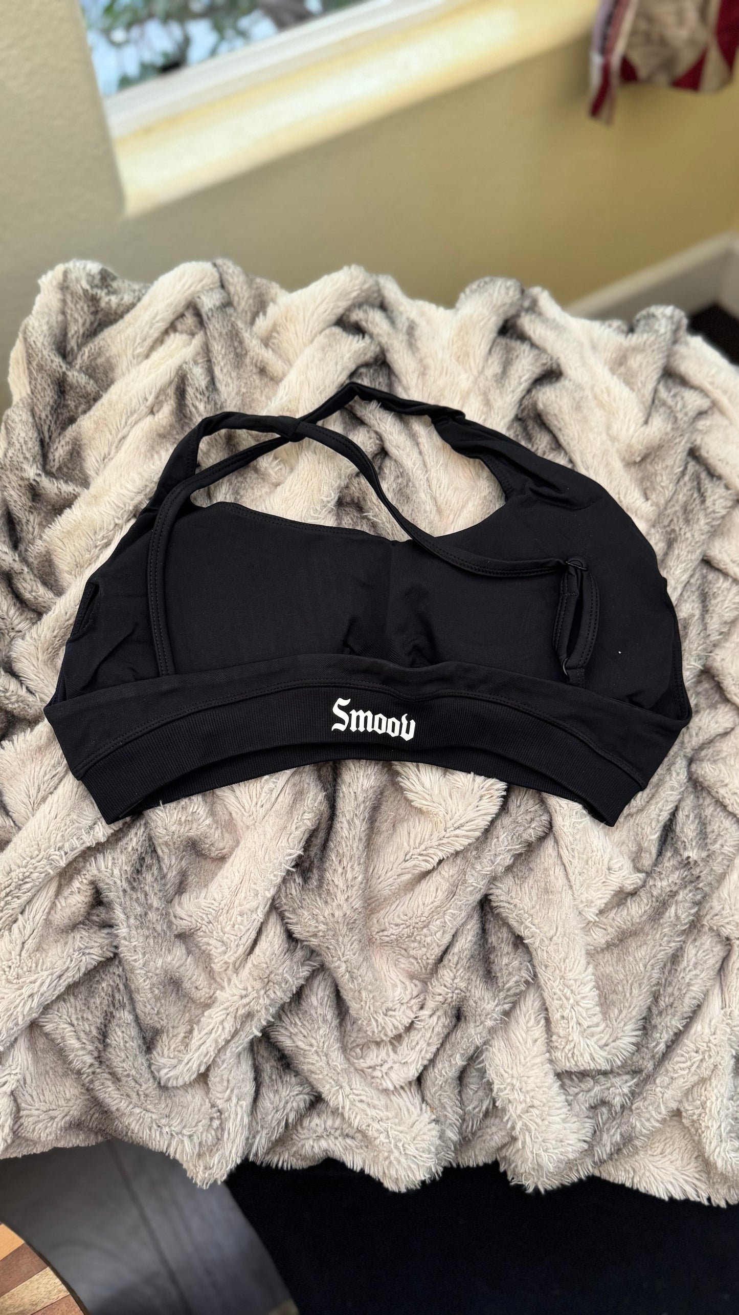 Smoovetrical sports bra