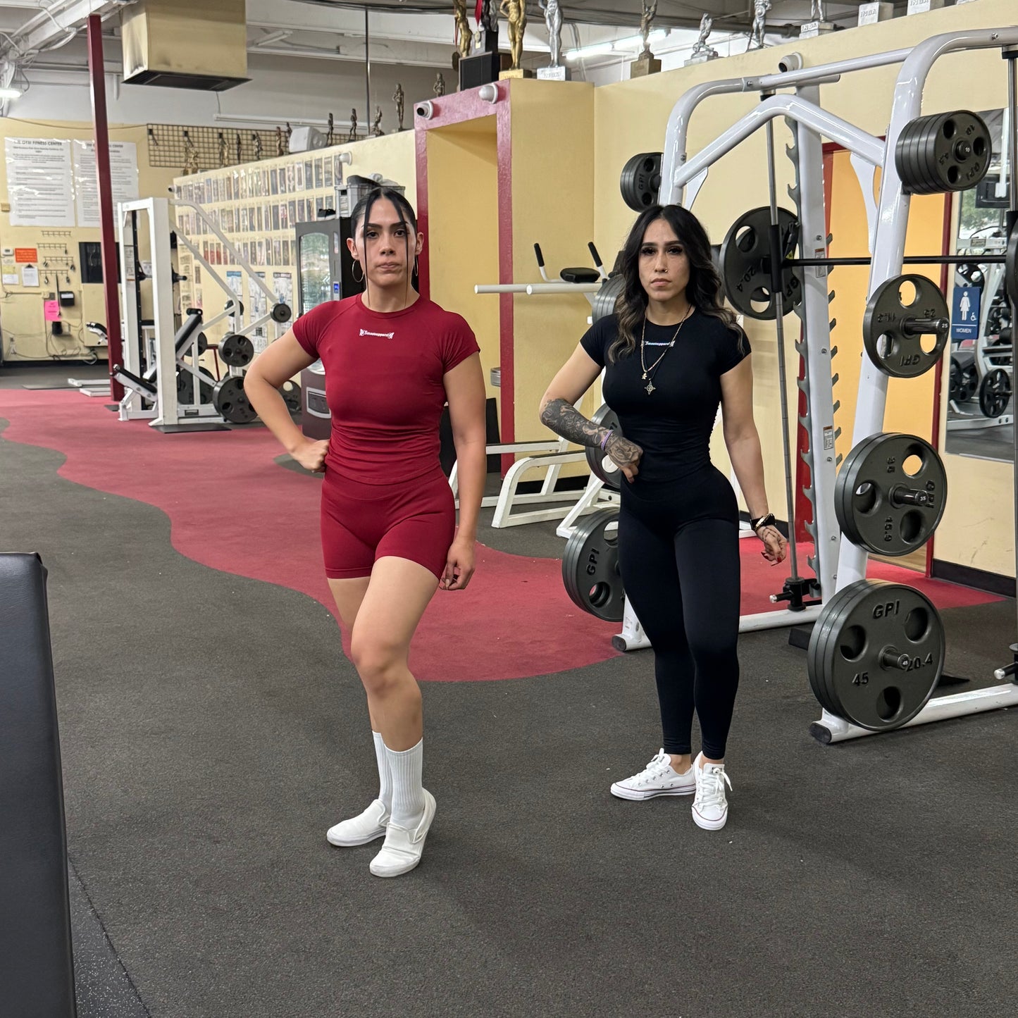 Compression butterfly set